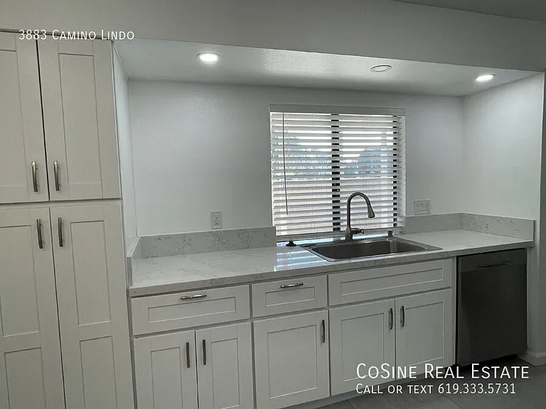 3883 Camino Lindo — Photo 6