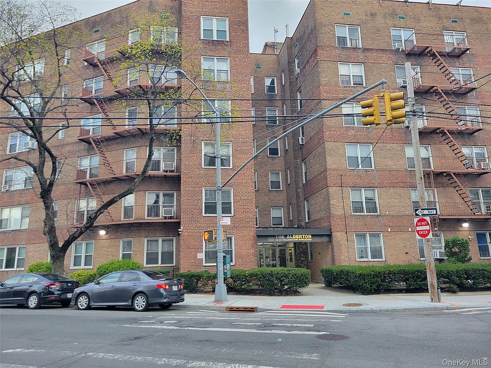 1st image of 74-45 Yellowstone Blvd APT 4D