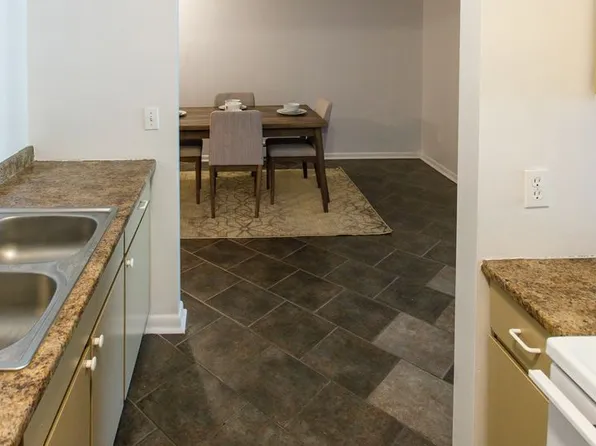 Welcome to 319 E. Hillsdale St. Lansing, MI 48933!!, 319 E Hillsdale St, Lansing, MI 48933