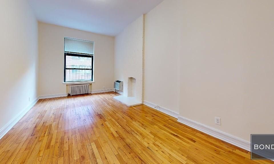 1st image of 171 E 83rd St #3A1