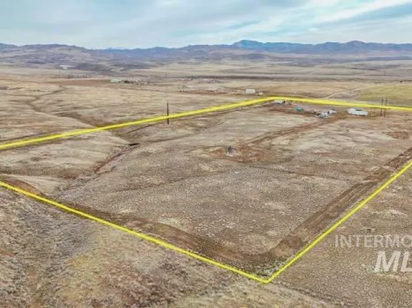 22375 Ditto Creek Rd, Oasis, ID 83647