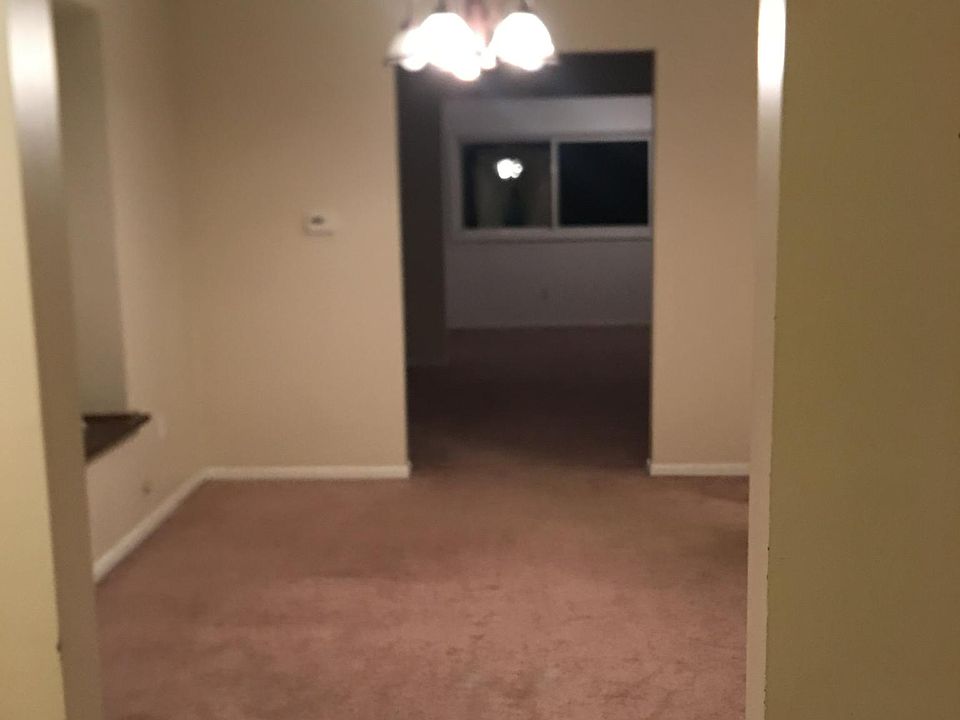 2nd image of 811 Myrtle Ave