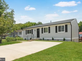 8107 Brown Ct, Alexandria, VA 22306