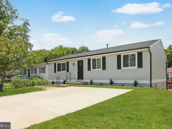 8107 Brown Ct, Alexandria, VA 22306