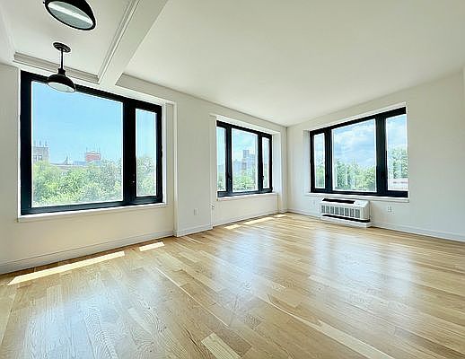1st image of 409 Eastern Pkwy #4TEN
