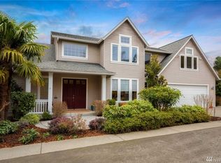 8320 SE 30th Pl, Mercer Island, WA 98040