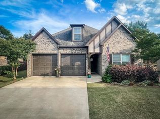 1657 Overhill Ct, Auburn, AL 36830