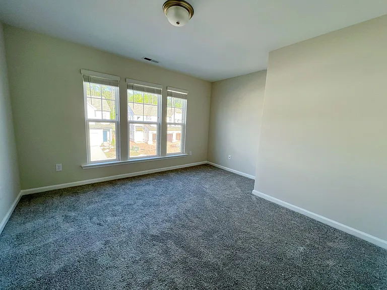 1508 Smoky Mountains St — Photo 15
