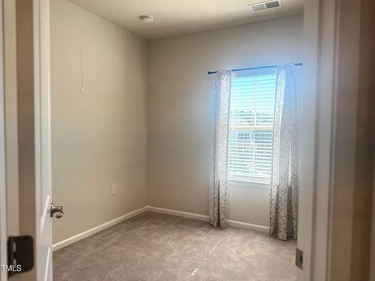 946 Channing Park Cir — Photo 46