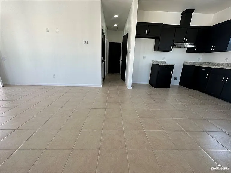 209 Rafael Dr #2 — Photo 7