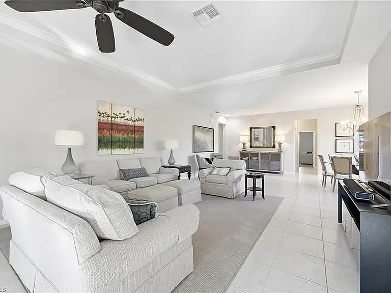 4695 Winged Foot Ct #201 — Photo 7