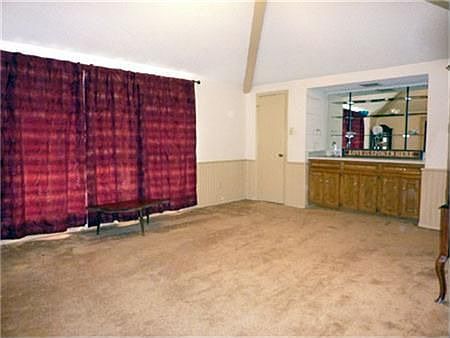 3rd image of 1119 Rocky Brook Dr