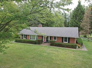 8948 Johnnycake Ridge Rd, Mentor, OH 44060