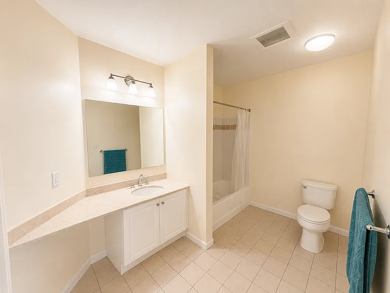 1 Cityview Ln #505 — Photo 7