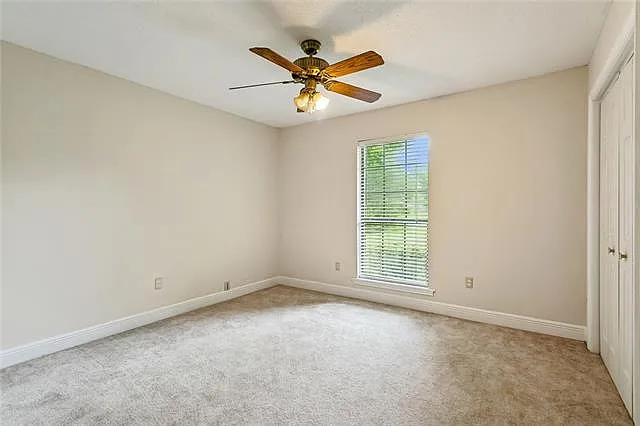 32 Beth Dr — Photo 9