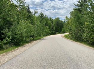 15 Danbury Dr, Auburn, ME 04210