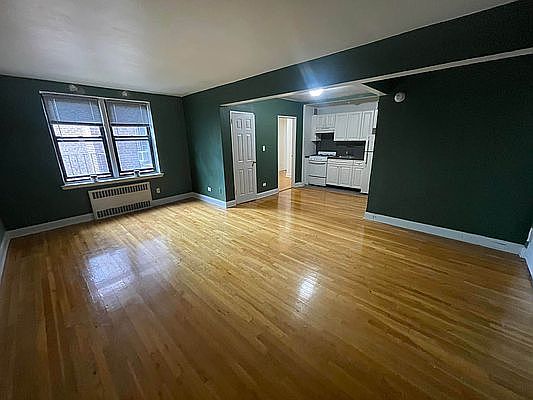 5th image of 8310 118th St APT 3A