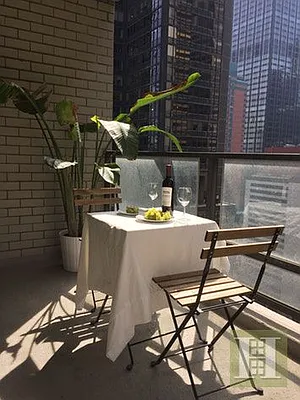 Rented by Halstead Real Estate | media 20