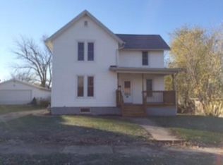207 Lyle St, Kewanee, IL 61443