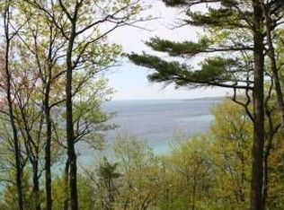 2146 Twin Eagles Dr, Traverse City, MI 49686