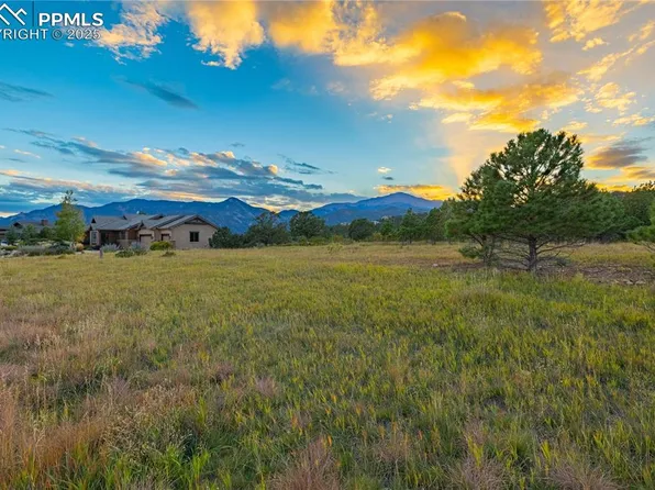 3760 Twisted Oak Cir, Colorado Springs, CO 80904