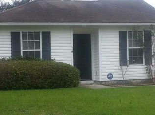 119 Coventry Rd, Summerville, SC 29483