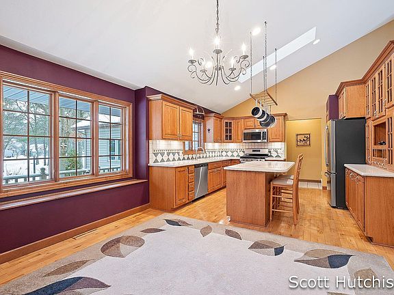 5th image of 7054 Green Timber Ct