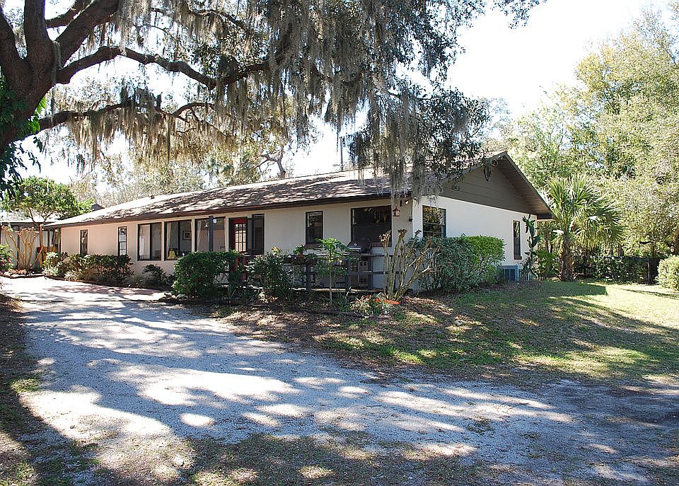 1st image of 3421 Rex Dr