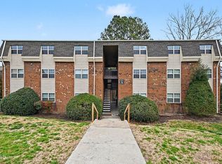 501 Jones Ferry Rd APT N9, Carrboro, NC 27510