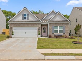 5697 Prickly Loop, Ooltewah, TN 37363