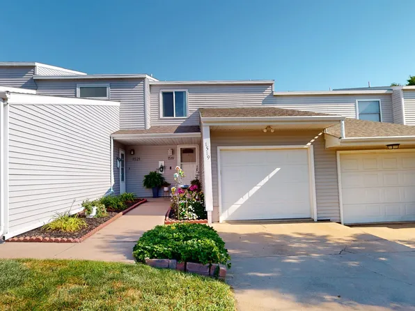 1519 W 40th St, Kearney, NE 68845