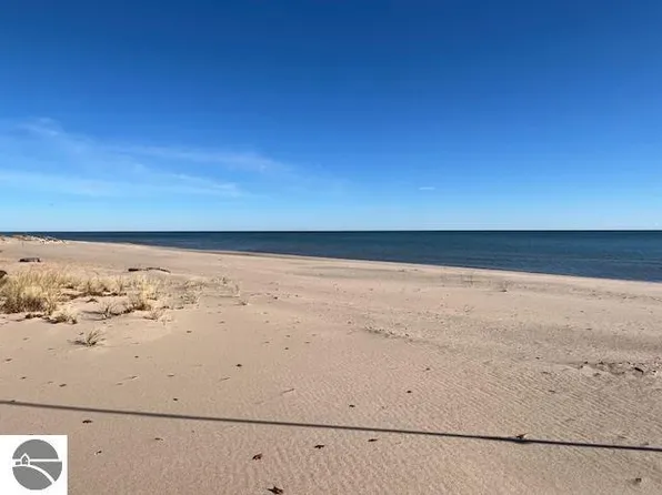 3544 N Us Highway 23, Oscoda, MI 48750