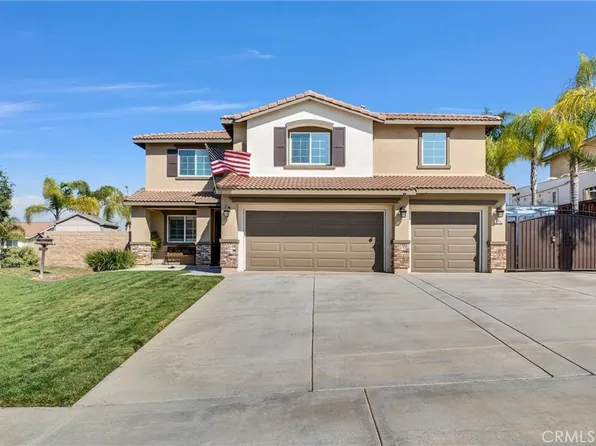 9362 Newbridge Dr, Riverside, CA 92508