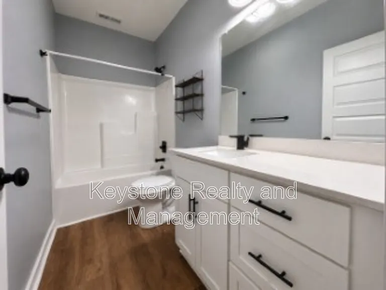 605 Colonette Dr — Photo 10