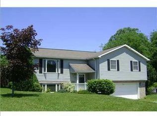 330 Laurentz Ln, Greensburg, PA