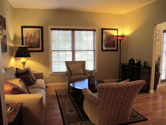 5th image of 170 Connie Ln