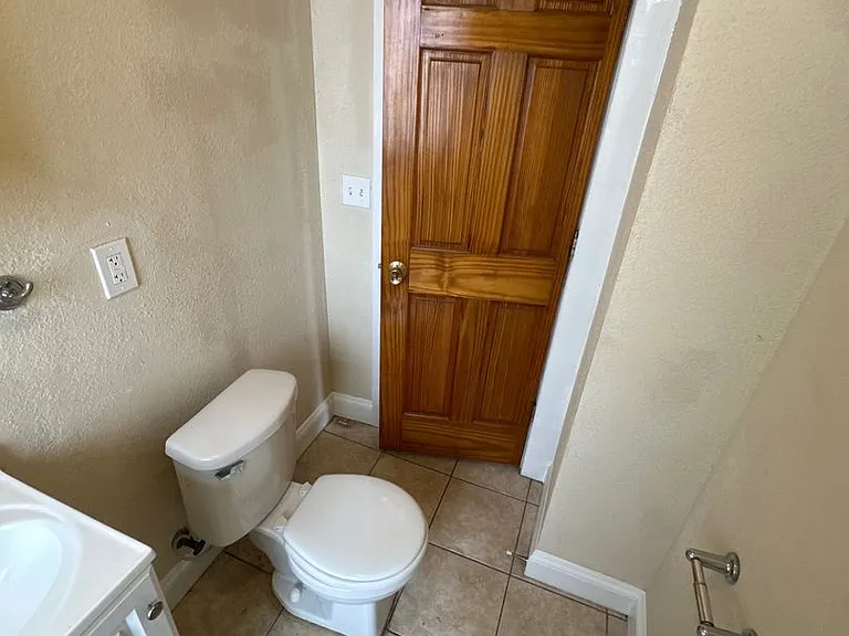 8714A W Mitchell St — Photo 6