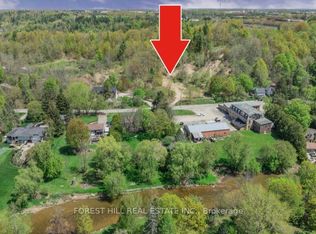 22 Main St N, Halton Hills, ON L7G 3G8