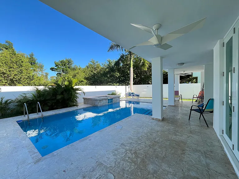 1141 Vistamar Marina E — Photo 30