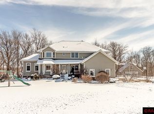 2210 Evergreen Dr, Kasota, MN 56050
