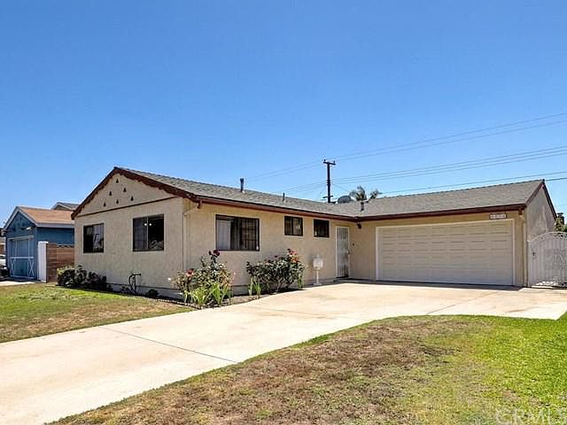 1st image of 6074 Myra Ave
