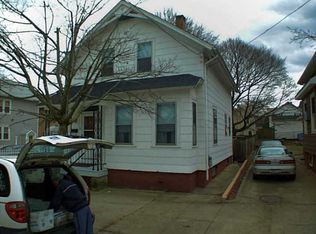 44 Roanoke St, Providence, RI 02908