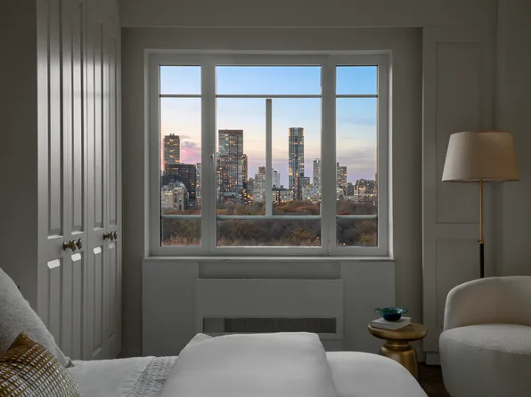 875 5th Avenue image 17 of 19