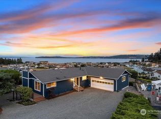 2293 Mariner Beach Dr, Oak Harbor, WA 98277