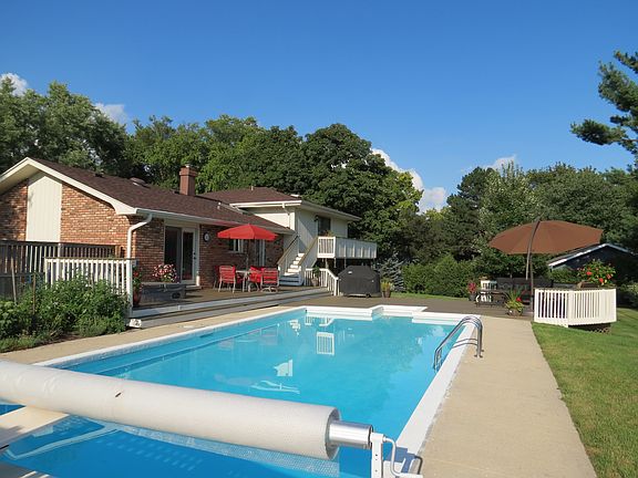 3rd image of 35W805 Park Ln