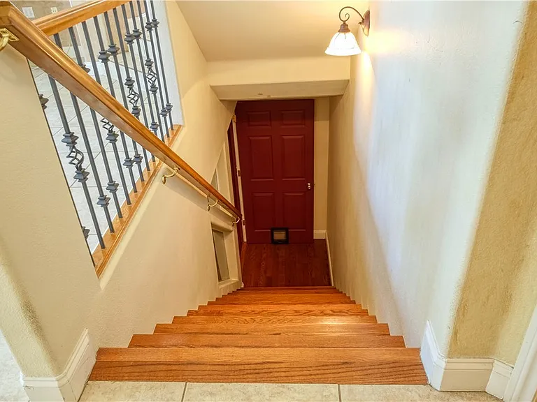 3924 Royal Scots Ave — Photo 18