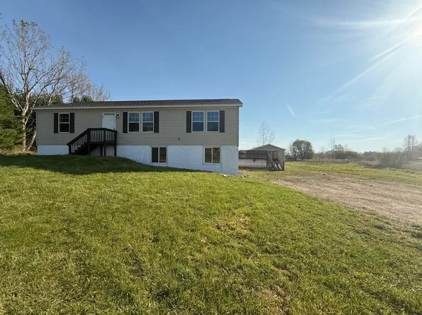 793 S Lacey Lake Rd, Charlotte, MI 48813