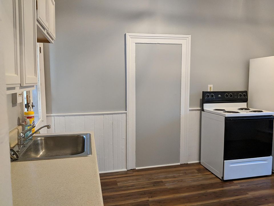 1st image of 105 Brown St APT C