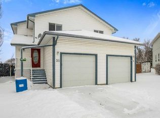 31 E Ross Pl, Crossfield, AB T0M0S0