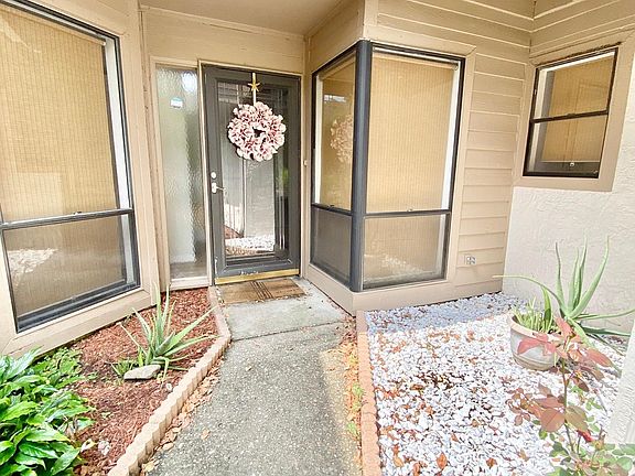 3rd image of 11404 Galleria Dr